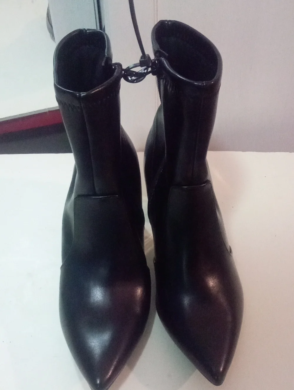 A New Day Black Ankle Boots Sz 8 NWT $45 Contrasting Gold Heel Sienna